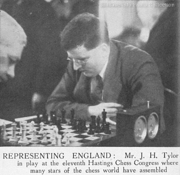 José Raúl Capablanca giving a 30 board simul in Berlin, June 1929